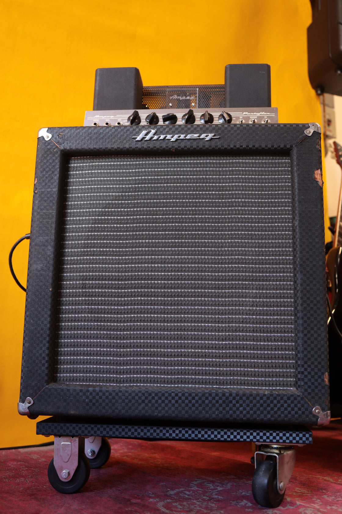 Ampeg B-15NF (1966)