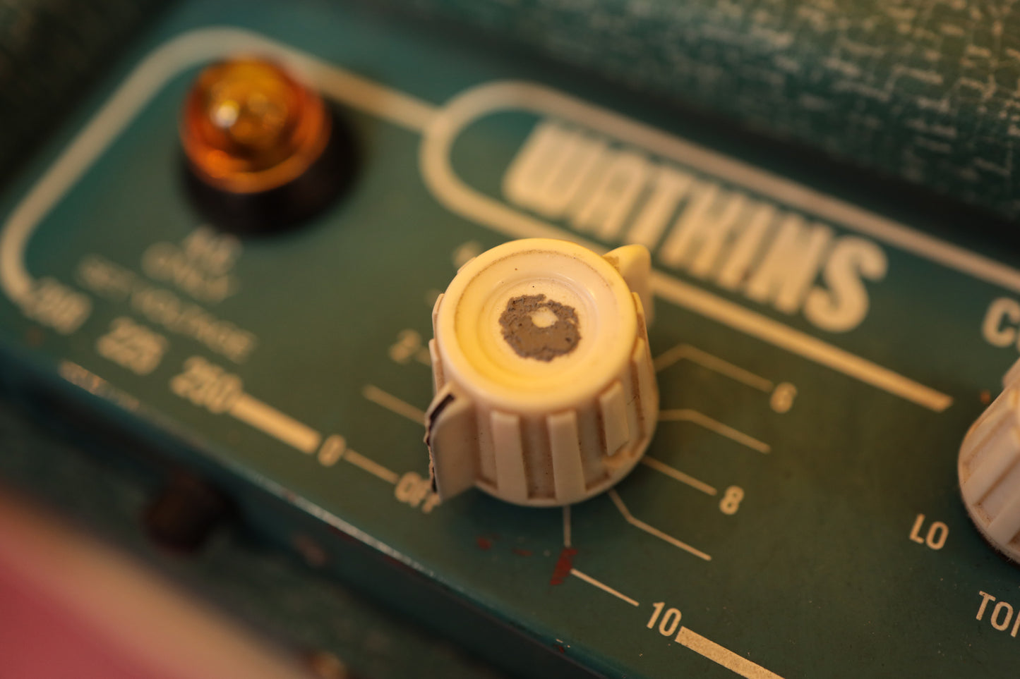 Watkins Dominator Tremolo V Front (1963)