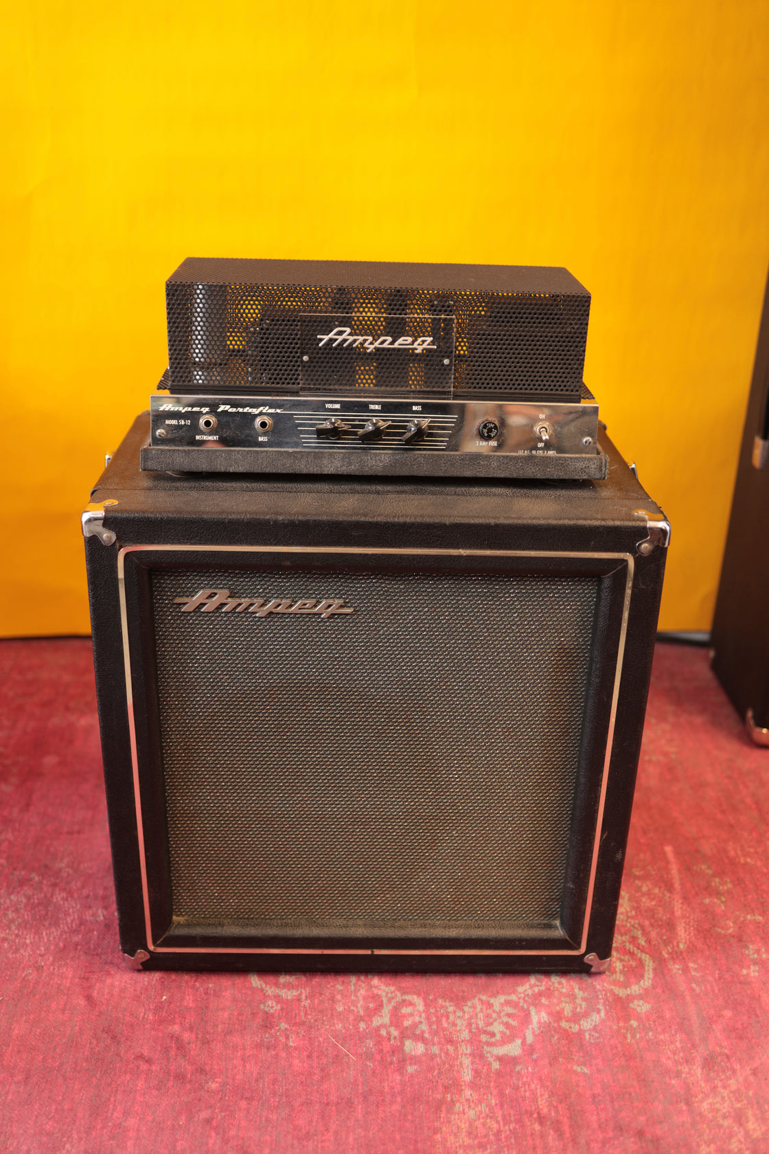Ampeg SB-12 Portaflex 2-Channel 25-Watt 1x12" Fliptop (1967)