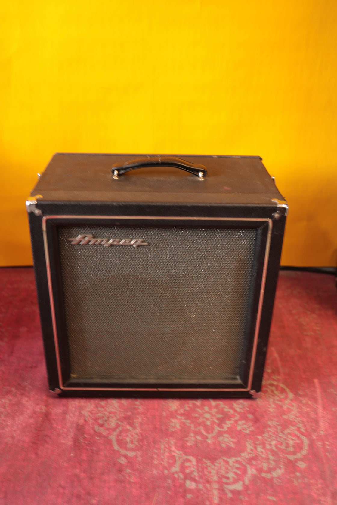 Ampeg SB-12 Portaflex 2-Channel 25-Watt 1x12" Fliptop (1967)
