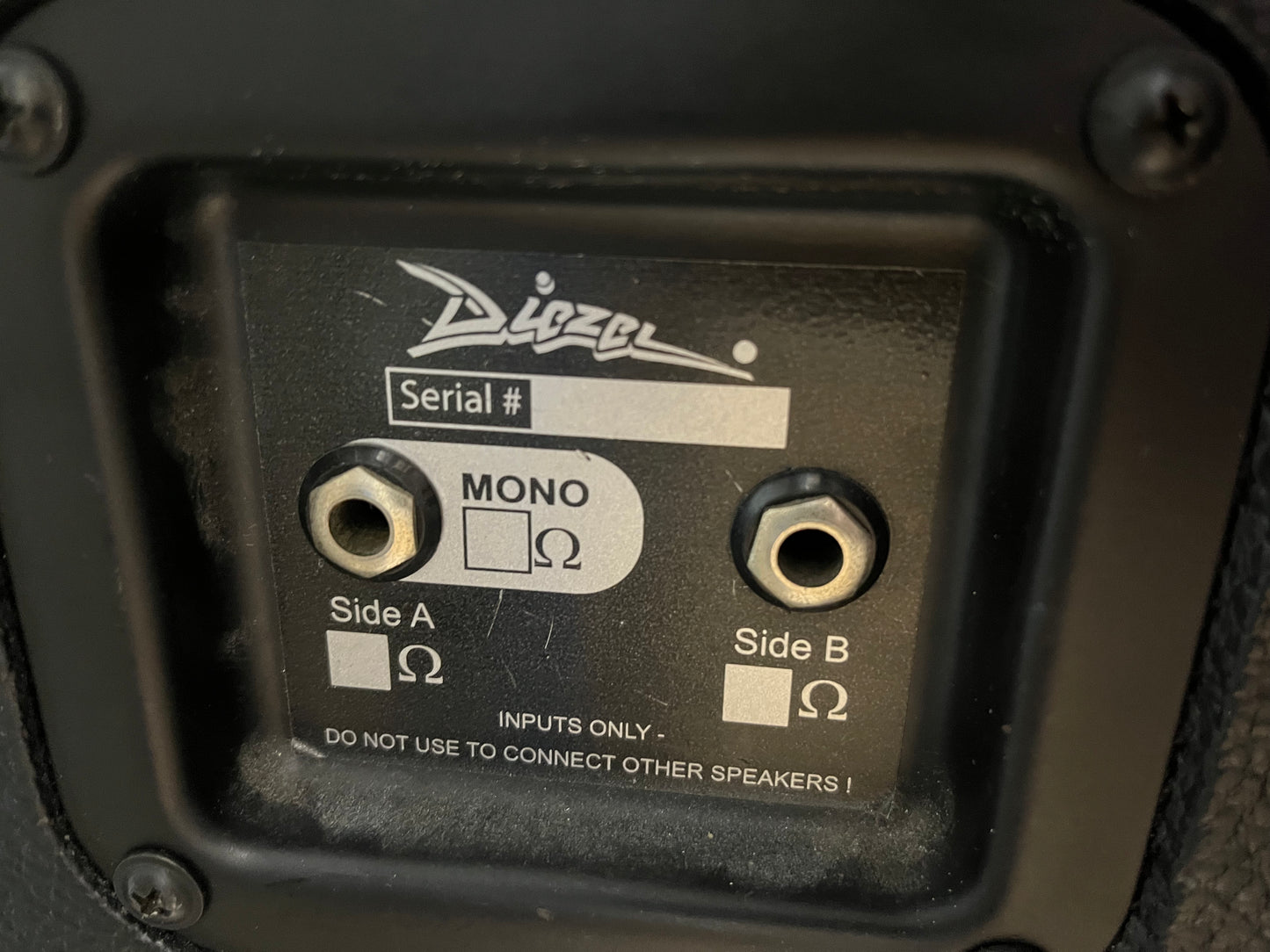 Diezel 4x12 cab with V30s