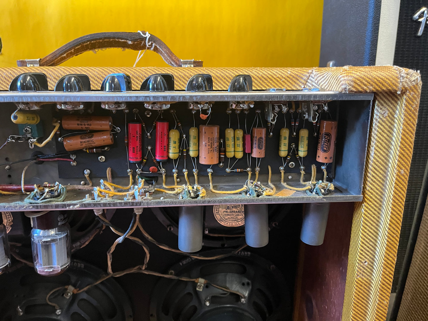Fender Narrow Panel Tweed Bassman - 5F6 (1957)