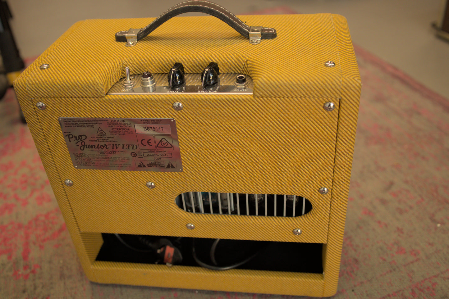 Fender Pro Junior IV LTD (2020)