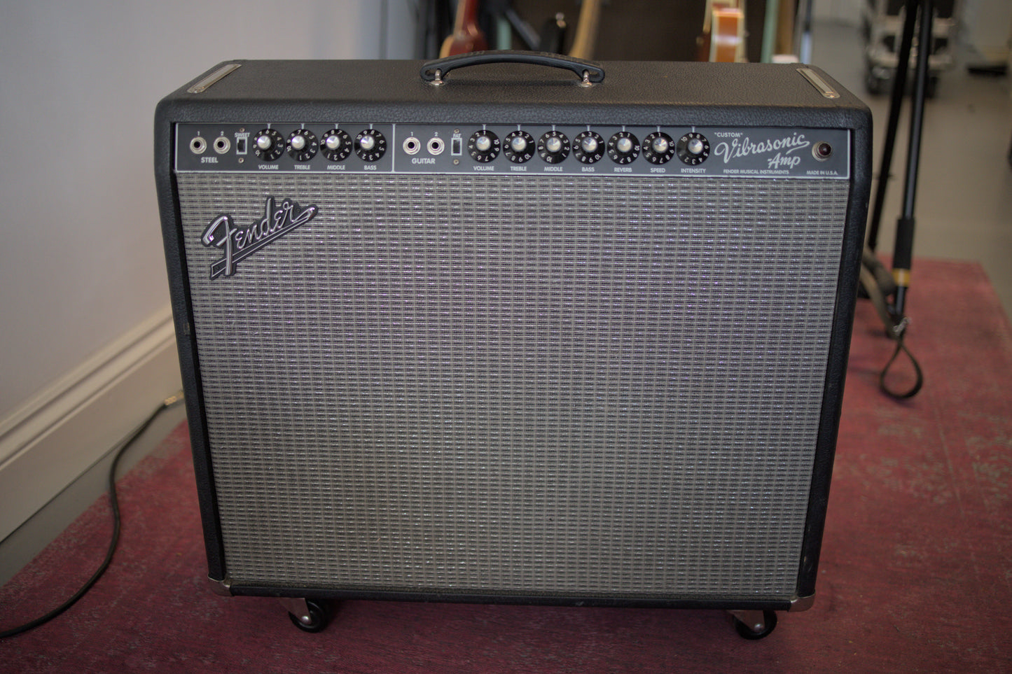 Fender Custom Vibrasonic  (1996)
