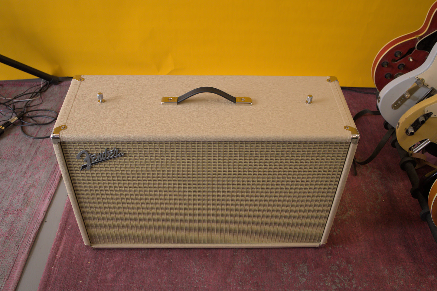 Fender Blonde Bassman 6G6-B Cab (new)