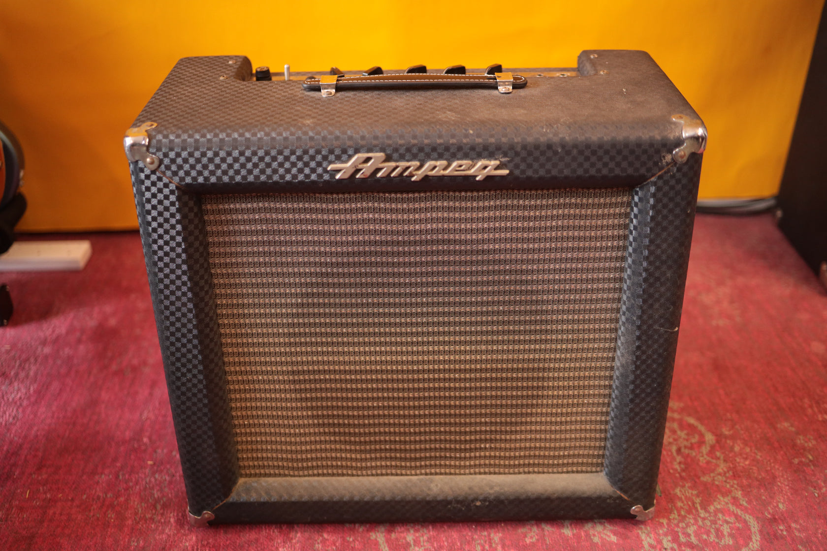 Ampeg Reverberocket R-12-R (1963) – Sweet Amps