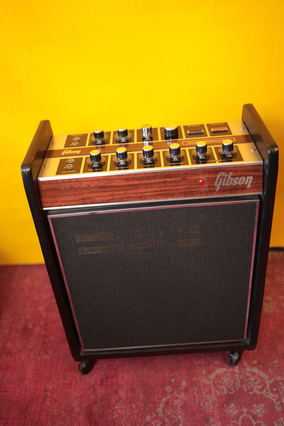 Gibson Duo Medalist (1968)