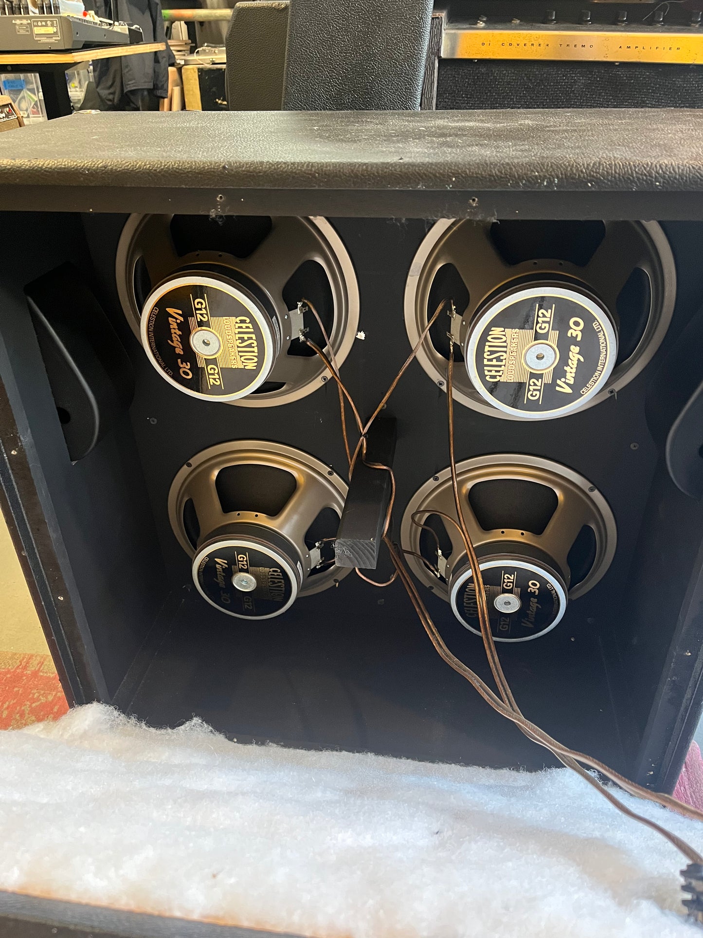 Diezel 4x12 cab with V30s