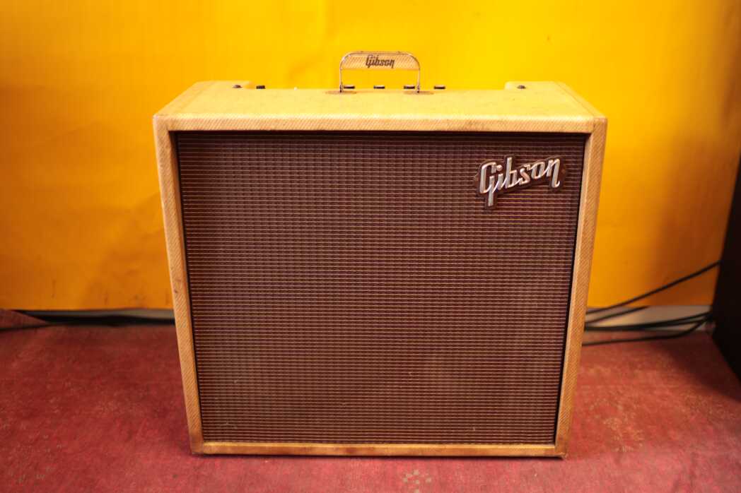Gibson Invader GA-30RV (1961)