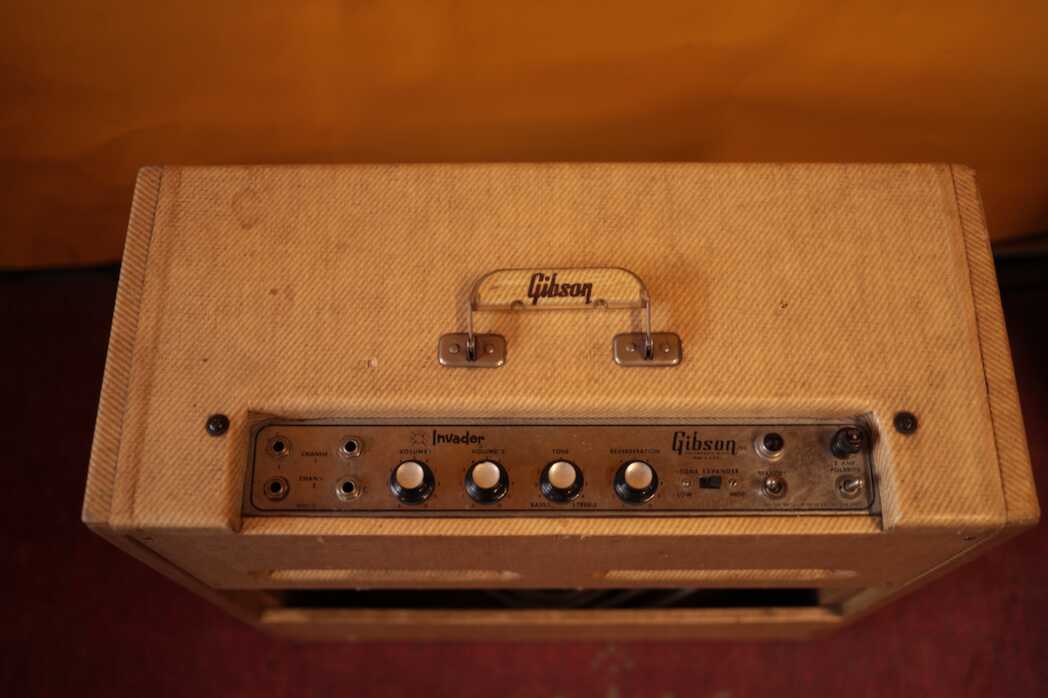 Gibson Invader GA-30RV (1961)