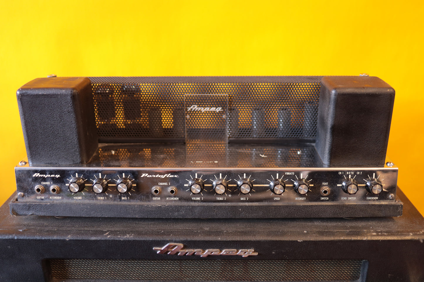 Ampeg B-12XT Portaflex (1967)