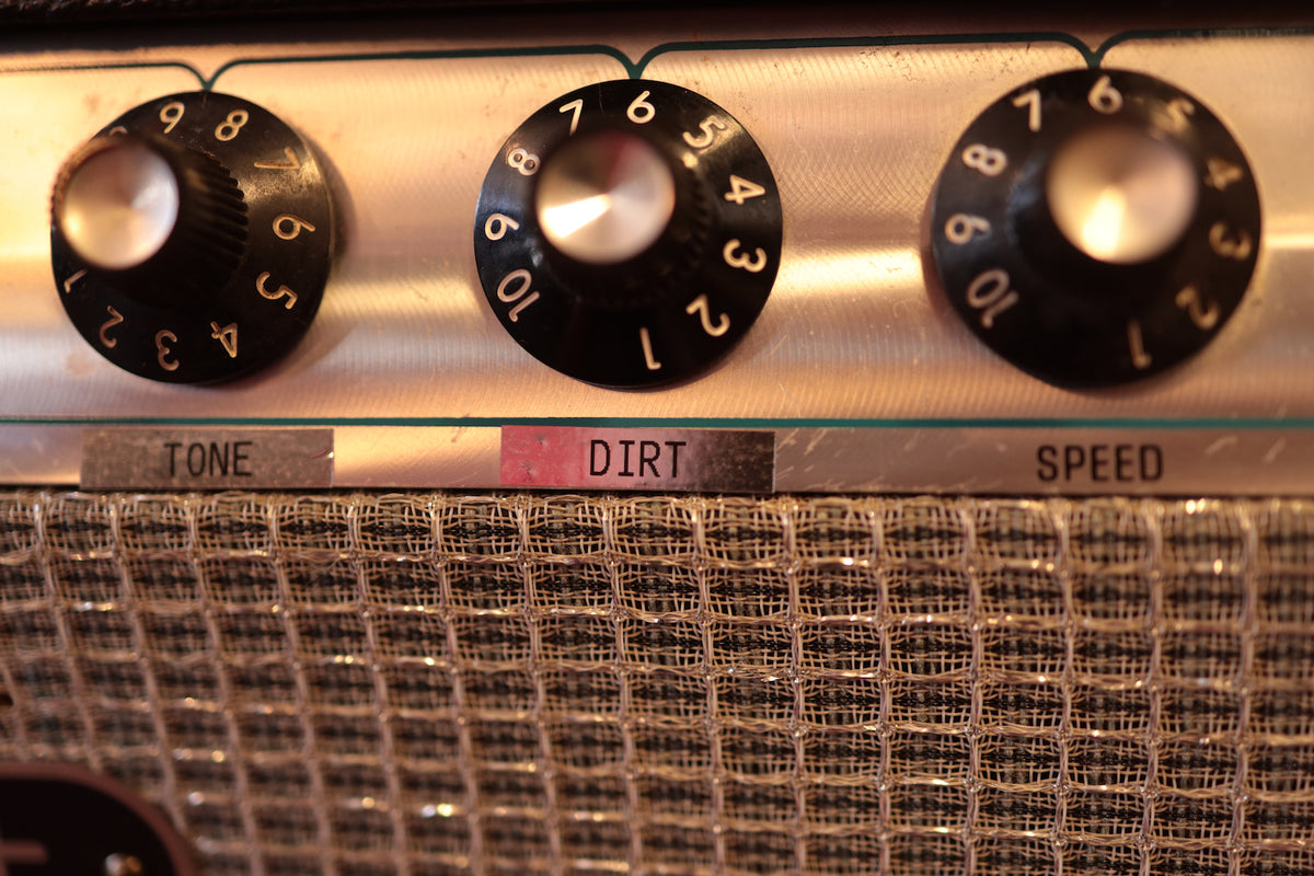 Sweet Amps Tweedy Luxton (1980)