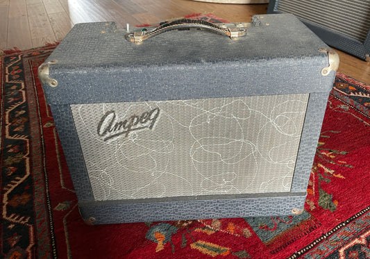 Ampeg Jet J-12 (1959)